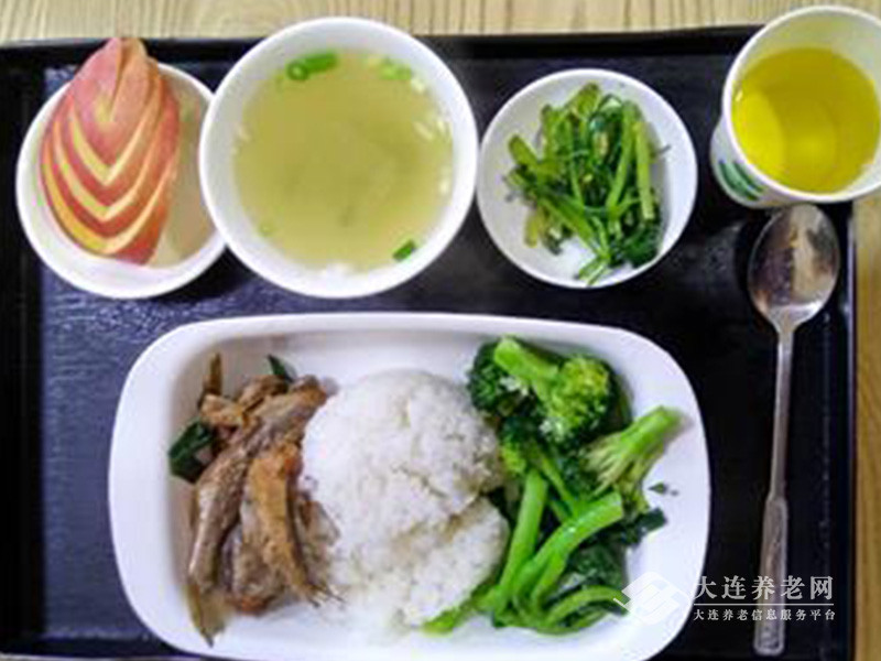 德澜棠梨医养中心（万合店）环境展示