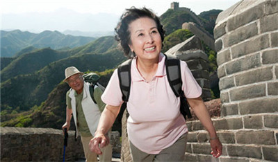 10月1日起，六十岁以上不能旅游了？旅游出新规，关系到所有中老年