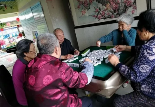 让老人入住养老院的好处有哪些？