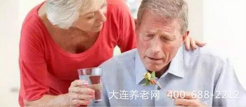 失智老人养老院怎么生活？