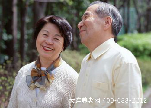 在大连应该通过哪几个方面选择养老院？