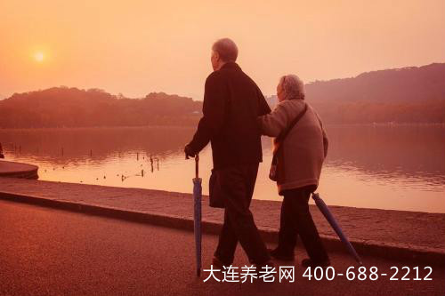 老伴，一生中最后的存折