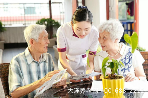 大连老人应如何选择养老类型？