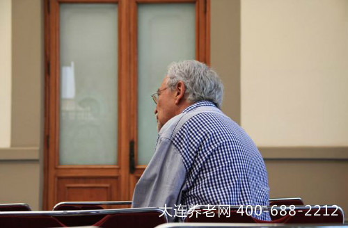 老年人的抑郁症，该如何避免？子女都要看看