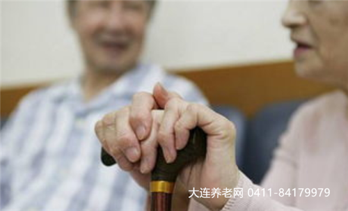 大连养老网：入住养老院有哪些好处？