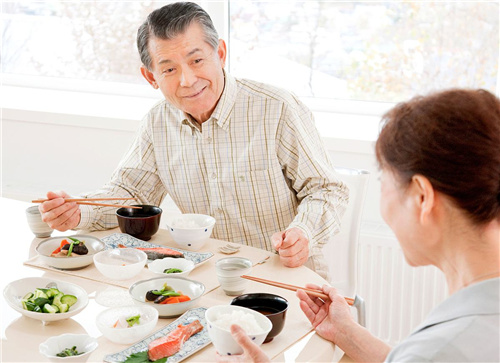 老年人饮食存在哪些饮食误区？