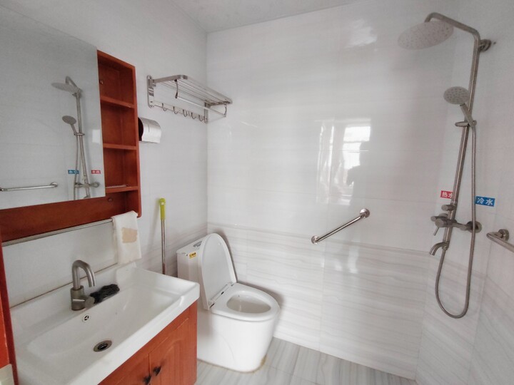 一家亲养老院环境展示