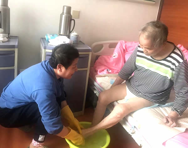 如何选择理想养老院？这份超详细指南为你指路！